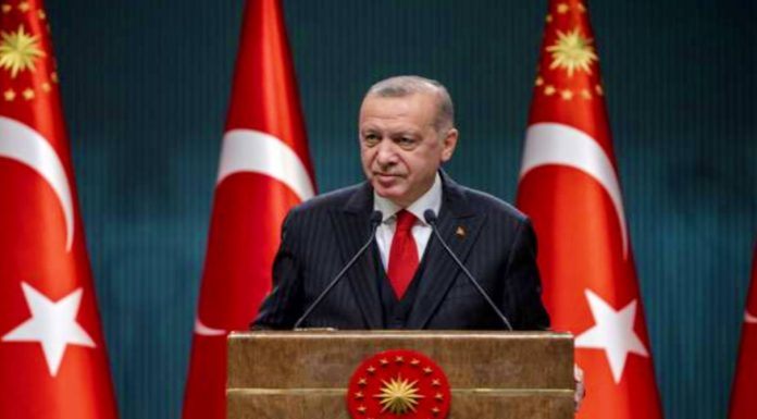 Erdoğan Katar'a yönelik eleştirilere cevap verdi: "Paranın rengi dini yoktur para paradır"