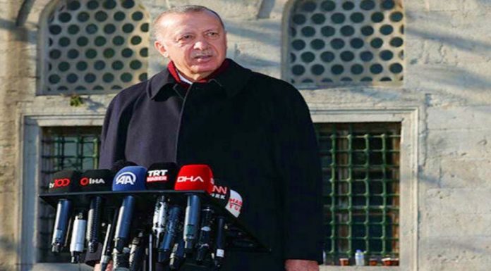 Vitrin mankeni tartışması: Cumhurbaşkanı Erdoğan ne söyledi? Vitrin mankeni tartışması: Cumhurbaşkanı Erdoğan ne söyledi?