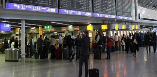 Fankfurt Havalimanı'nda güvenlik gerekçesiyle tüm yolcular dışarı çıkarıldı