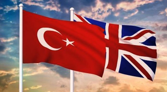 Tisdall: İngiltere Türkiye ile serbest ticaret anlaşması imzalayarak insan hakları ihlallerini göz ardı etti