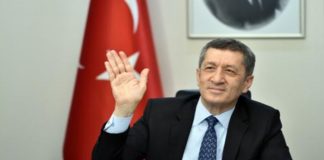 Bakan Selçuk: Sınavların ertelenmesi çalışma yükünü daha da artırır