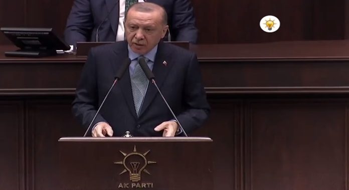 Cumhurbaşkanı Erdoğan: CHP ‘süzme faşist bir partidir’ Cumhurbaşkanı Erdoğan: CHP 'süzme faşist bir partidir'