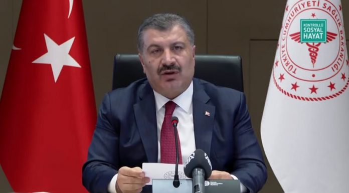 Sağlık Bakanı Koca: Vaka sayılarının arttığını mutasyonun etkili olduğunu görüyoruz