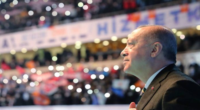 AKP’nin 75 kişilik MKYK listesi belli oldu: Özlem Zengin ve Şamil Tayyar listeye girdi AKP'nin 75 kişilik MKYK listesi belli oldu: Özlem Zengin ve Şamil Tayyar listeye girdi