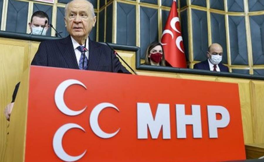 AKP seçim mevzuatı değişikliği çalışması: Muhalefeti "barajla küçültme" hesabı