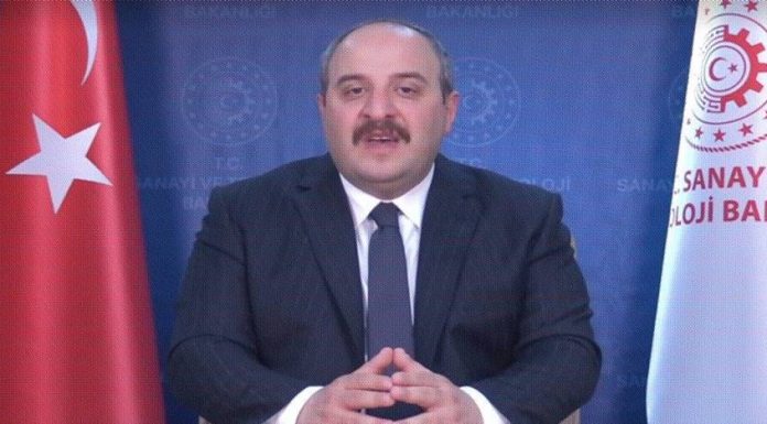 Bakan Varank: Türkiye grafeni seri üretebilen 10 ülkeden biri konumuna geliyor Bakan Varank: Türkiye grafeni seri üretebilen 10 ülkeden biri konumuna geliyor