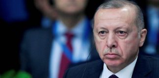 Times: "Erdoğan Türkiye'nin tekleyen ekonomisine güveniyor"