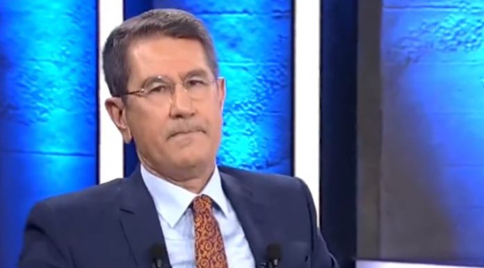Canikli: 128 milyar doların 75 milyarı bankalarda 36 milyarı hane halkında Canikli: 128 milyar doların 75 milyarı bankalarda 36 milyarı hane halkında