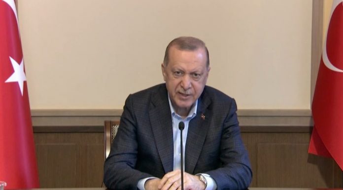 Cumhurbaşkanı Erdoğan ‘Helâllik istiyoruz’ dedi Muhalefetten ‘helâllik’ tepkisi geldi Cumhurbaşkanı Erdoğan 'Helâllik istiyoruz' dedi Muhalefetten 'helâllik' tepkisi geldi