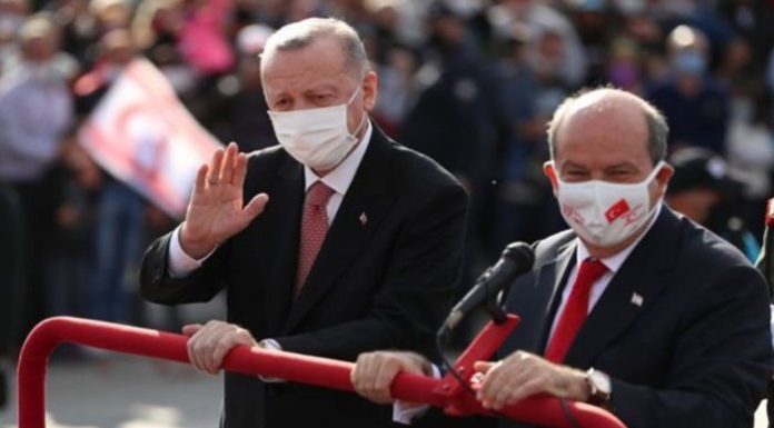 Erdoğan Kuzey Kıbrıs’ta ‘Cumhurbaşkanlığı külliyesi inşasına başlıyoruz’ Erdoğan Kuzey Kıbrıs'ta 'Cumhurbaşkanlığı külliyesi inşasına başlıyoruz'