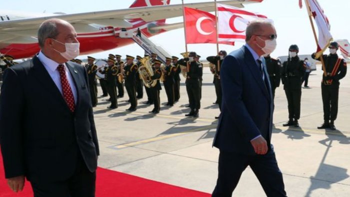 Erdoğan Kuzey Kıbrıs'ta 'Cumhurbaşkanlığı külliyesi inşasına başlıyoruz'