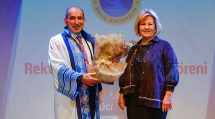 Melih Bulu'nun görevden alınması Boğaziçi Üniversitesi'nde sevinçle karşılandı