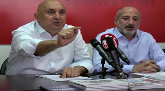 CHP’li heyetten Bakan Pakdemirli’ye: Yangının sorumlusu sensin derhal istifa etmelisin CHP’li heyetten Bakan Pakdemirli’ye: Yangının sorumlusu sensin derhal istifa etmelisin