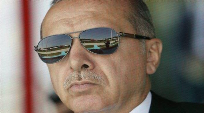 C.B. Erdoğan: ‘Taarruzdayım, kitabımda geri adım atmak yok C.B. Erdoğan: 'Taarruzdayım, kitabımda geri adım atmak yok