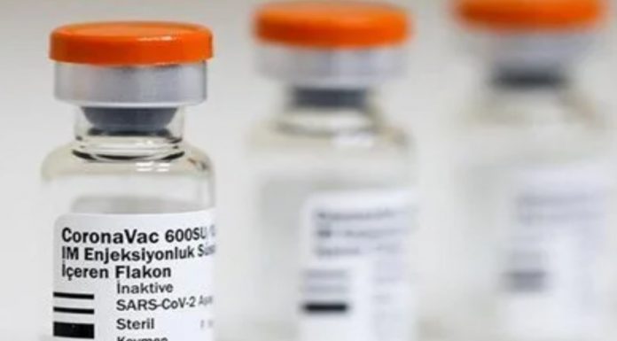 İki doz Sinovac aşısı olanlar için yeni duyuru