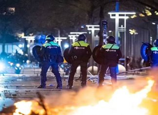 Hollanda’da Covid önlemleri protestosu çatışmaya dönüştü Hollanda'da Covid önlemleri protestosu çatışmaya dönüştü