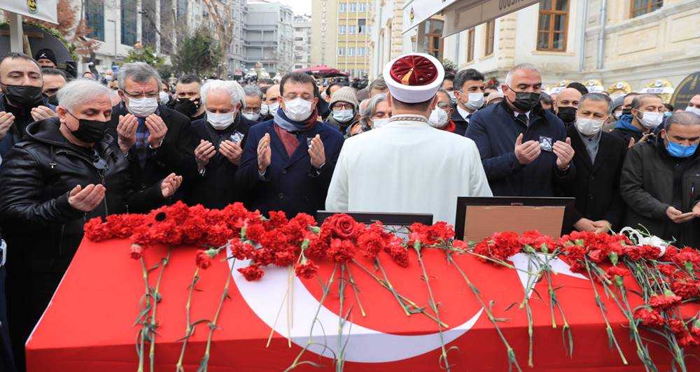 Fatma Girik için Cemal Reşit Rey Konser Salonu'nda tören düzenlendi
