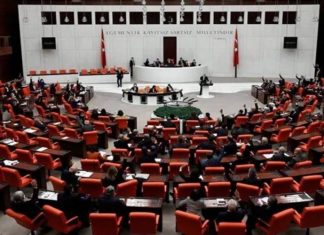 Yeni Ekonomi Paketi Komisyonda kabul edildi Memur ve emekliye ek zam