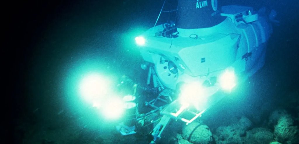 Derin okyanus hakkındaki anlayışımız, uzayın gizemlerini çözmeye yardımcı olabilir mi?