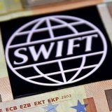 Batılı ülkeler Rusya'ya Swift yaptırımı konusunda niye anlaşamıyor?