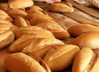 Ekmek ve ayçiçek yağı fiyatları artacak: "Depolarda bir aylık yağ kaldı"