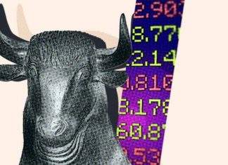 Financial Times gazetesi, "Türkiye ekonomisinin dayanıklılığı, en kötü korkuları bile boşa çıkardı" başlıklı analizinde, uzun süredir başta dövizdeki çalkantı olmak üzere çeşitli tehditler nedeniyle çökeceği tahmin edilen Türkiye ekonomisinin nasıl ayakta kaldığını inceliyor.