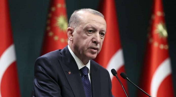 Erdoğan: Ekonomik sıkıntılar bugünden yarına çözülemiyor, hepsi bir anda olmuyor