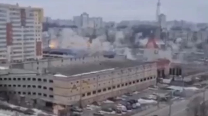 Rusya, Ukrayna'da misket bombası kullanmakla suçlanıyor ve Uluslararası Ceza Mahkemesi (ICC) savaş suçları işlenmiş olması ihtimalini soruşturmaya başladı.