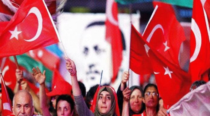 Seçim Kanunu teklifi kısmi değişikliklerle Anayasa Komisyonu’ndan geçti? Seçim Kanunu teklifi kısmi değişikliklerle Anayasa Komisyonu'ndan geçti: Görüşmelerde neler yaşandı?