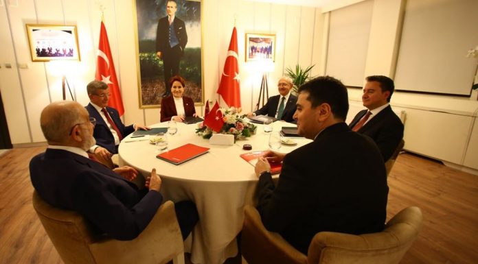 Altı siyasi partiden ortak açıklama: Dört konuda yasal hazırlık yapılacak Altı siyasi partiden ortak açıklama: Dört konuda yasal hazırlık yapılacak
