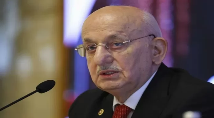 Eski TBMM Başkanı Kahraman: Eklenti müzakere edilemeyince 15 Temmuz raporu atıl kaldı