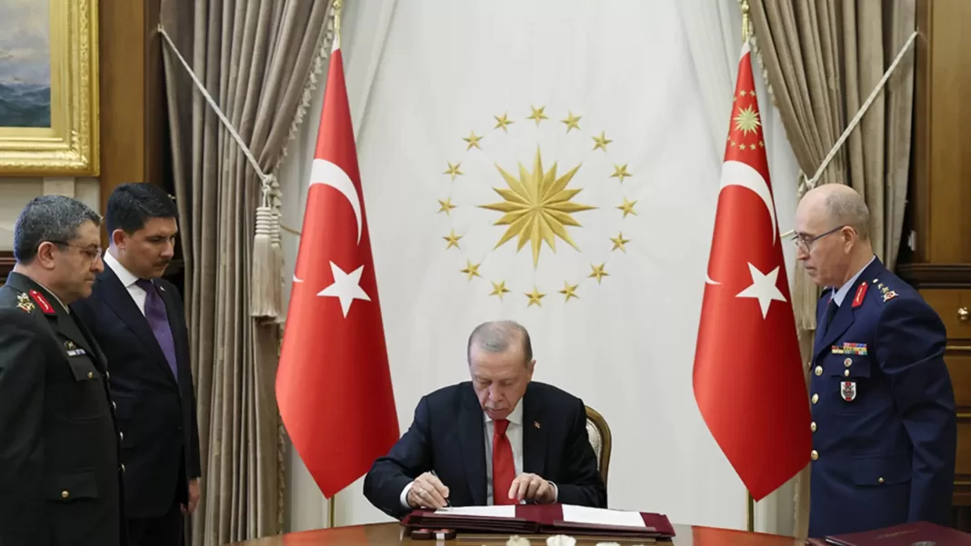 YAŞ kararları: 40 general ve amiralin görev süresi uzadı, 38’i ise emekli edildi