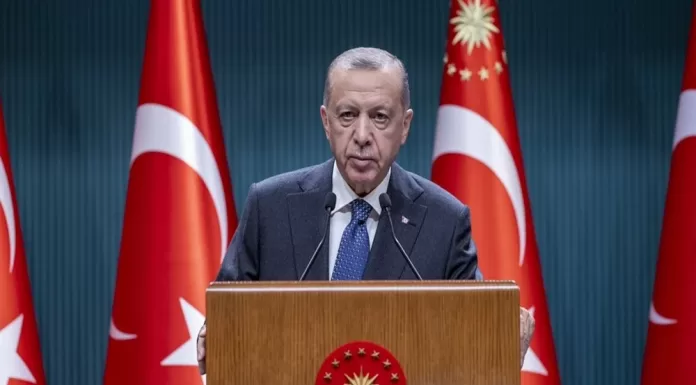 Cumhurbaşkanı Erdoğan, ailelerinin yaşadığı şehirlerden uzakta eğitim gören üniversite öğrencilerine ulaşım desteği