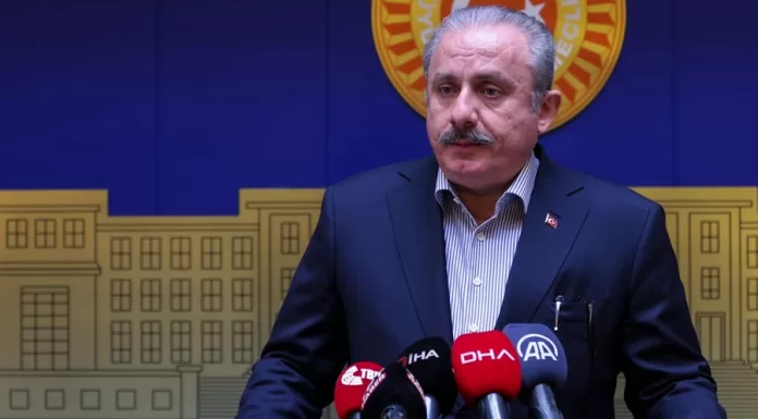 Şentop: Cumhurbaşkanımızın birinci dönemidir, ikinci defa aday olabilir TBMM Başkanı Mustafa Şentop: Cumhurbaşkanımızın birinci dönemidir, ikinci defa aday olabilir