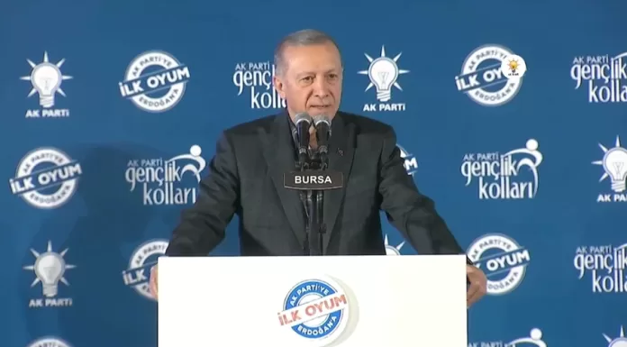 Cumhurbaşkanı Erdoğan ilk kez doğrudan seçimlerin 14 Mayıs’ta yapılacağını söyledi Cumhurbaşkanı Erdoğan ilk kez doğrudan seçimlerin 14 Mayıs'ta yapılacağını söyledi