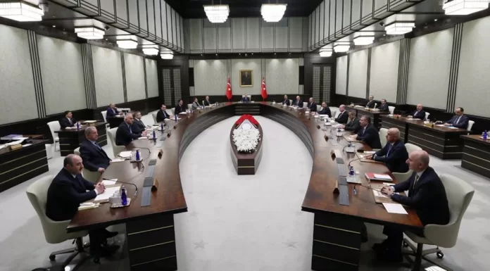 Cumhurbaşkanı Erdoğan: 2 bin TL’yi geçmeyen vergi borçları silinecek… Cumhurbaşkanı Erdoğan: 2 bin TL'yi geçmeyen vergi borçları silinecek
