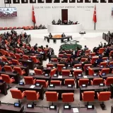 Sözleşmeliye kadro teklifi Meclis’e sunuldu: Memurlar haklarına kavuşacaklar mı?