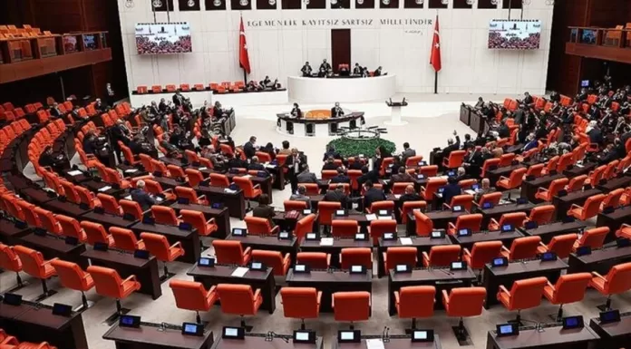 Sözleşmeliye kadro teklifi Meclis’e sunuldu: Memurlar haklarına kavuşacaklar mı?