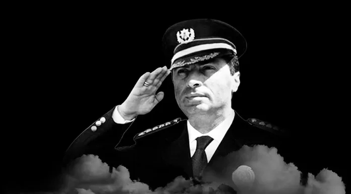 Gaffar Okkan: 22 Yıl önce Diyarbakır’da Suikasta Uğradı Diyarbakır’lılar onu unutamadı Gaffar Okkan: 22 Yıl önce Diyarbakır'da Suikasta Uğradı Diyarbakır'lılar onu unutamadı