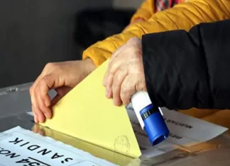 MYK’de seçim sunumu yapıldı AKP normal zamanı 18 Haziran 2023 olan seçimini öne çekmek için harekete geçti