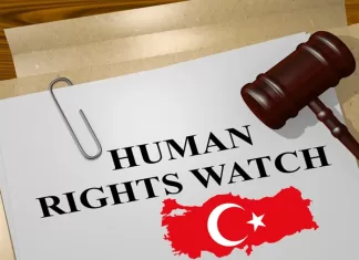 HRW: Türkiye'de hükümet seçimler öncesinde çevrimiçi sansürü artırıyor; muhalifleri acımasızca cezalandırıyor