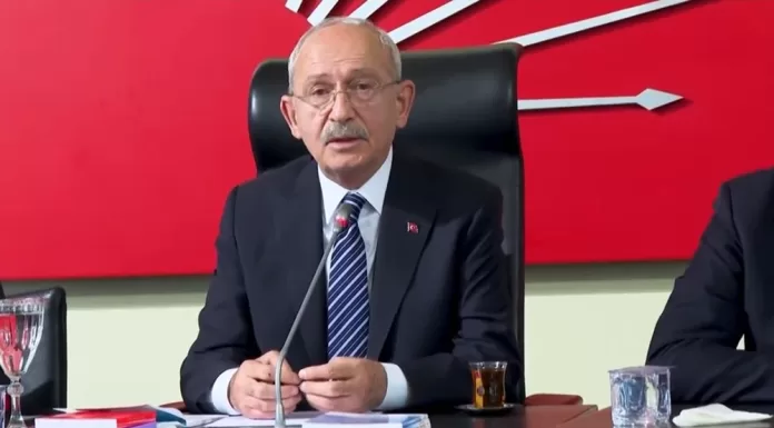 CHP Meclis Grubu, cumhurbaşkanı adaylığı konusunda Kılıçdaroğlu’na yetki ve destek verdi CHP Meclis Grubu, cumhurbaşkanı adaylığı konusunda Kılıçdaroğlu’na yetki ve destek verdi