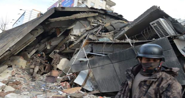 AFAD'a göre : Deprem bölgelerine ulaşım yollarında son durum...