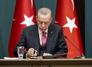 Cumhurbaşkanı ve AKP Genel Başkanı Erdoğan, seçimlerin 14 Mayıs'ta yapılmasına ilişkin kararı imzaladı