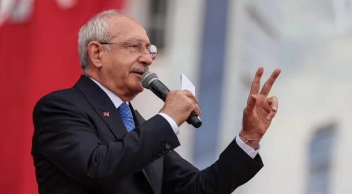 Kılıçdaroğlu, tüm danışmanlarının görevine son verdi CHP Genel Başkanı Kemal Kılıçdaroğlu, tüm danışmanlarının görevine son verdi