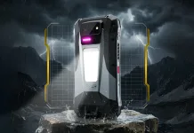 8849 TANK X 5G projeksiyonlu dayanıklı telefonun fırtınalı ve yağışlı dış ortamda IP68 IP69K sertifikalı suya dayanıklı gövde yapısını vurgulayan kapak görseli